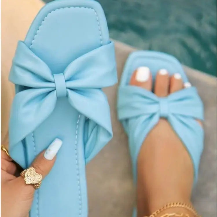 Flat-Bottomed Bow Slippers