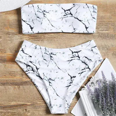 Jovi’s Stunning Two-Piece Swimsuit