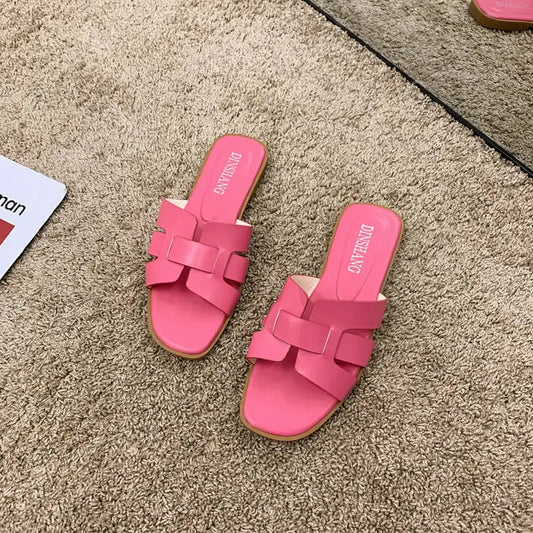 Fashionable Beach Slippers